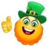 12191018-emotikony-leprechaun-z-kciukiem-do-ga-ry.jpg